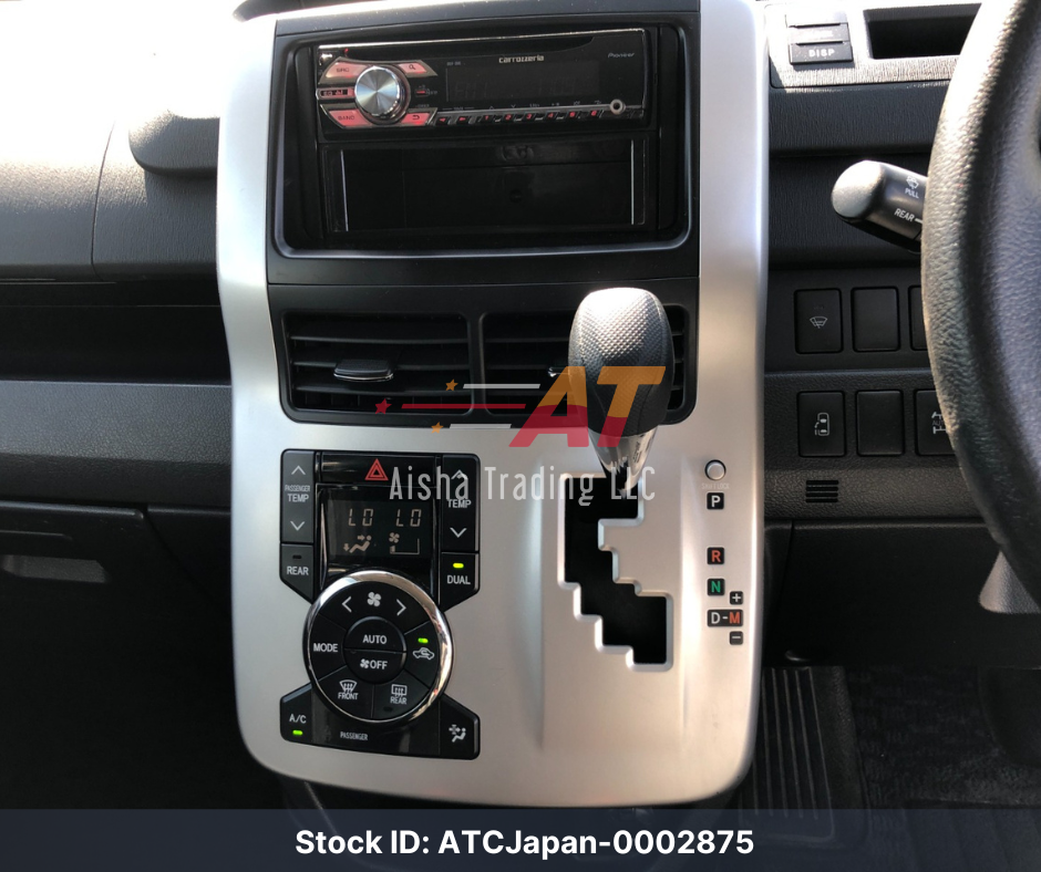 2013 Toyota Voxy
